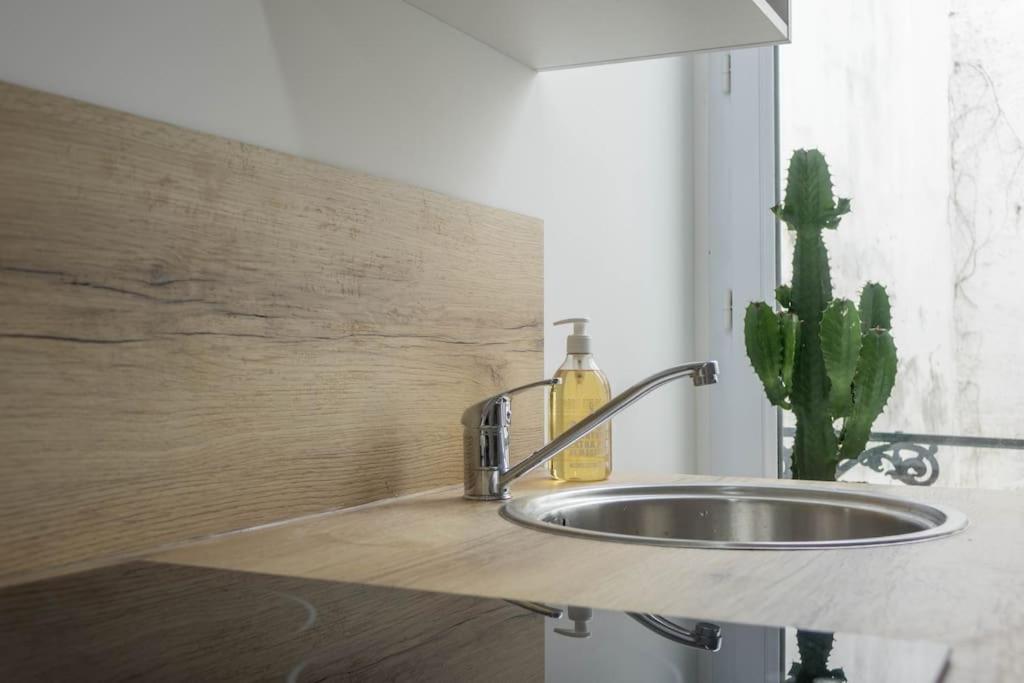 Studio Contemporain A Deux Pas De La Cathedrale Apartment Orleans Luaran gambar