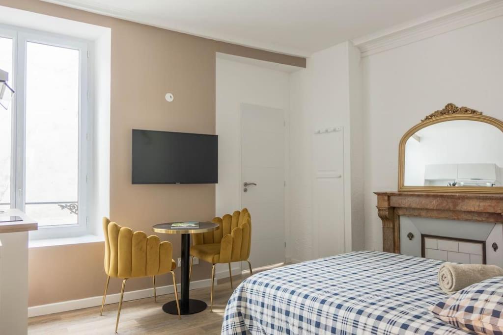 Studio Contemporain A Deux Pas De La Cathedrale Apartment Orleans Luaran gambar